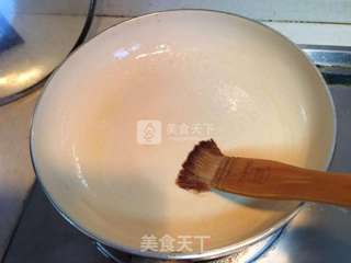 蛋皮糯米卷的做法步骤:6