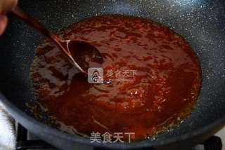 吮指吃的【甜辣鸡腿】的做法步骤：8