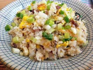 美味家常牛肉炒饭的做法步骤：7