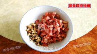 香肠彩色糯米饭的做法步骤：1