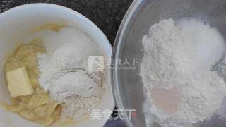 #ACA烘焙明星大赛#软欧系列之——榴莲葡萄干软欧的做法步骤：1