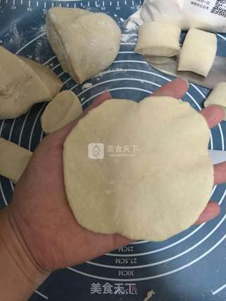 葱香酱肉大包子的做法步骤:11