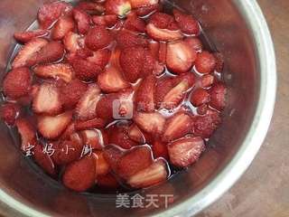 草莓果酱的做法步骤:6