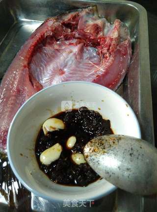 #ACA烘焙明星大赛#【豆鼓蒜蓉烤鱼】电烤箱家庭版的做法步骤:3