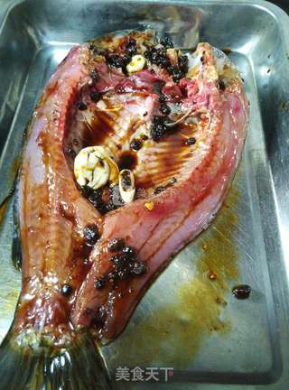 #ACA烘焙明星大赛#【豆鼓蒜蓉烤鱼】电烤箱家庭版的做法步骤:4