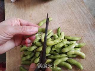 水煮毛豆的做法步骤:2