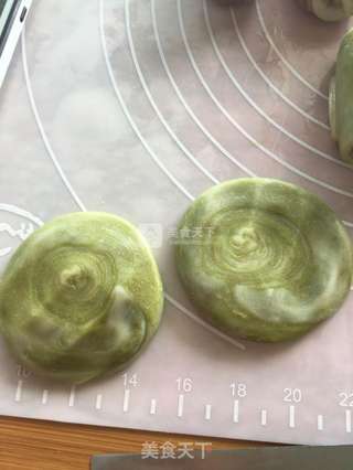 #ACA烘焙明星大赛#抹茶蛋黄酥的做法步骤:24