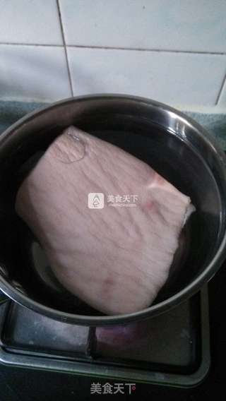 宝塔扣肉的做法步骤:2