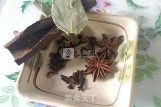 小鸡炖蘑菇的做法步骤:9