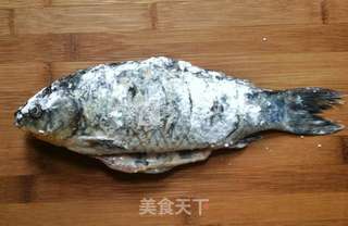 鲫鱼豆腐汤的做法步骤:3