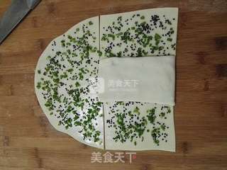 #ACA烘焙明星大赛#葱香芝麻酥饼的做法步骤:12