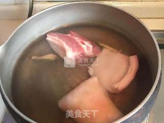 卤肉饭的做法步骤：2