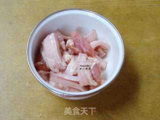 豆角炒肉的做法步骤:2