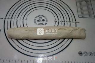 #ACA烘焙明星大赛#培根香葱奶酪卷的做法步骤:9