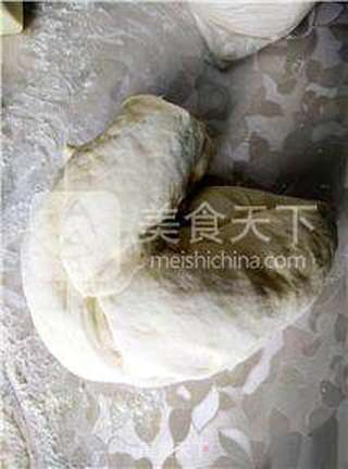 【皮薄馅儿香】猪肉豆角包子的做法步骤:7