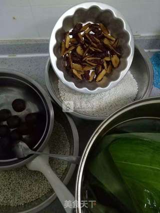 西米粽子的做法步骤:3