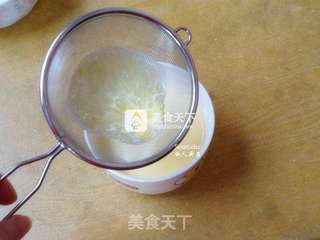 牛奶炖蛋的做法步骤:4