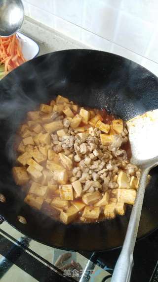豆腐炒肉丁的做法步骤:8
