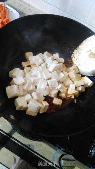 豆腐炒肉丁的做法步骤:6