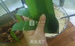 迷迭香鲜肉粽的做法步骤:8