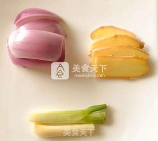 川式凉菜之魂——油辣子(独家秘制)的做法步骤:4