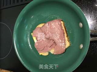 煎芝士三明治早餐的做法步骤:6