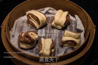 巧克力双色奶香花卷的做法步骤:10