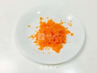 胡萝卜玉米面小饼的做法步骤:3