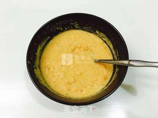 胡萝卜玉米面小饼的做法步骤:4