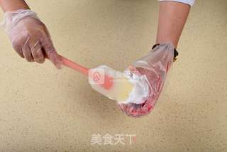 彩虹蛋糕的做法步骤:16