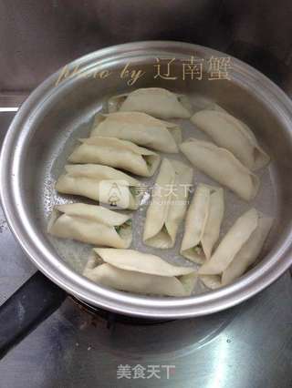 猪肉锅贴的做法步骤:14