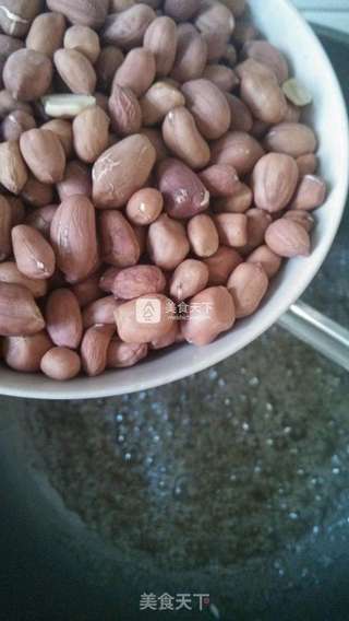 苔条挂霜花生的做法步骤:5