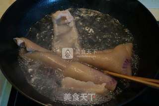 炒猪皮的做法步骤：2