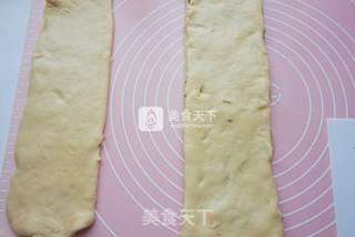 #ACA烘焙明星大赛#柔软豆沙吐司的做法步骤:10