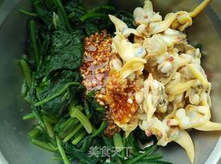 菠菜拌蚬子的做法步骤:7