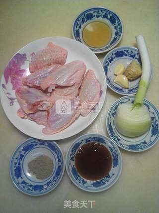 #ACA烘焙明星大赛#笨式烤鸡翅的做法步骤：1