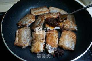 沙茶酱焖带鱼的做法步骤:5