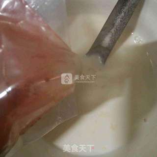 红丝绒蛋糕的做法步骤:3