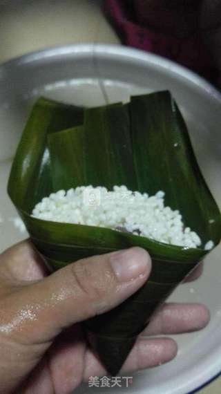 最简单的【豆沙粽子】的做法步骤:2