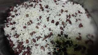 最简单的【豆沙粽子】的做法步骤：1