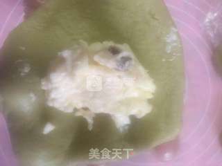 #ACA烘焙明星大赛#抹茶乳酪小面包的做法步骤:8