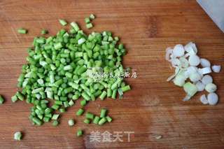 独家 酱油炒饭的做法步骤:5