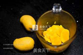 泰国榴莲慕斯蛋糕(8寸)的做法步骤:12