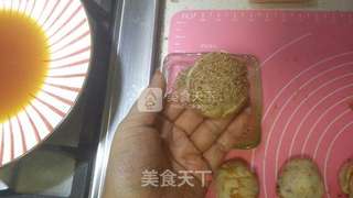#ACA烘焙明星大赛#芝麻火烧的做法步骤:21