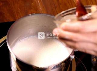 我见过最随便的甜点—椰奶小方的做法步骤：4