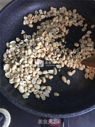#ACA烘焙明星大赛#非油炸版麻辣花生的做法步骤：5