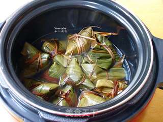 广式枧水粽的做法步骤:10