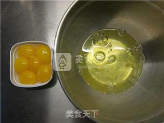 #ACA烘焙明星大赛#玫瑰花戚风蛋糕的做法步骤:4