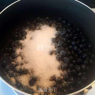 自制蓝莓果酱的做法步骤:2