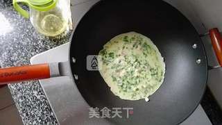 菠菜鸡蛋煎饼的做法步骤:3